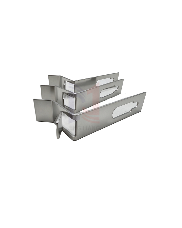 Customized and Anticorrosion K-shaped Clip for Facade Support System